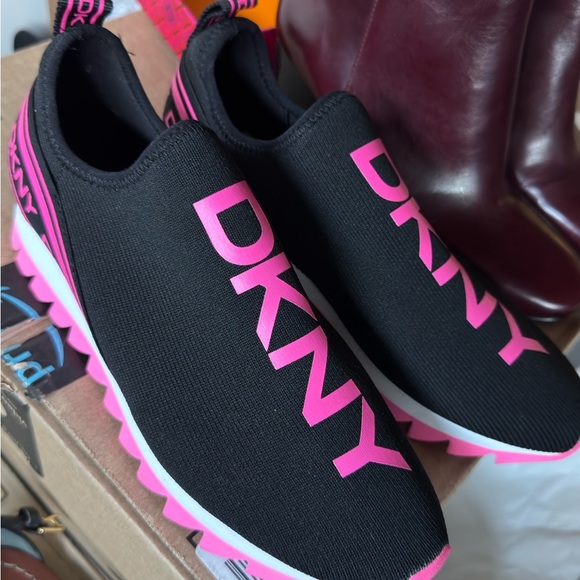 Dkny Shoes - DKNY Black Slip-On Sneakers with Hot Pink Logo and Trim